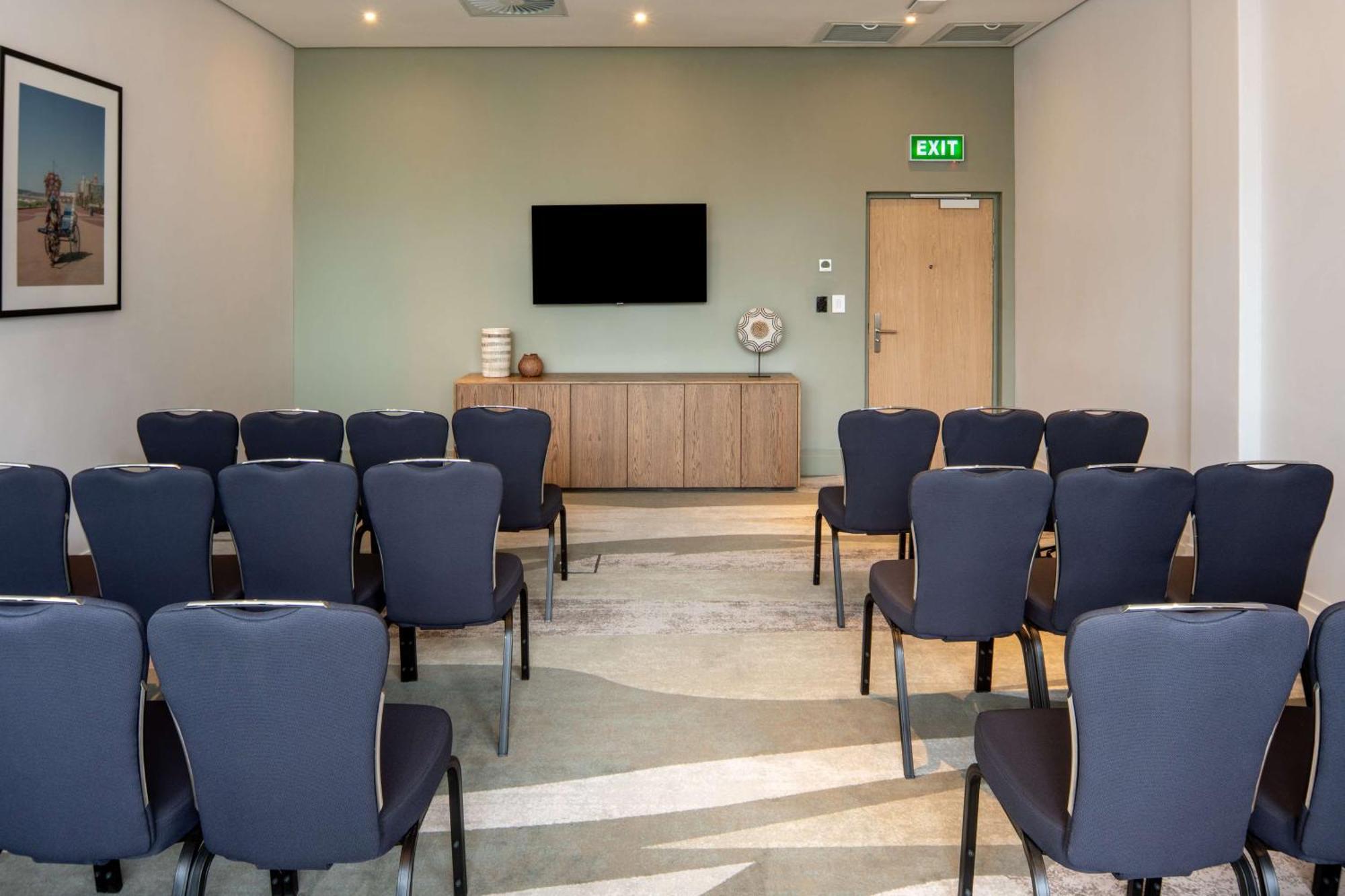 Hilton Garden Inn Umhlanga Arch ダーバン エクステリア 写真