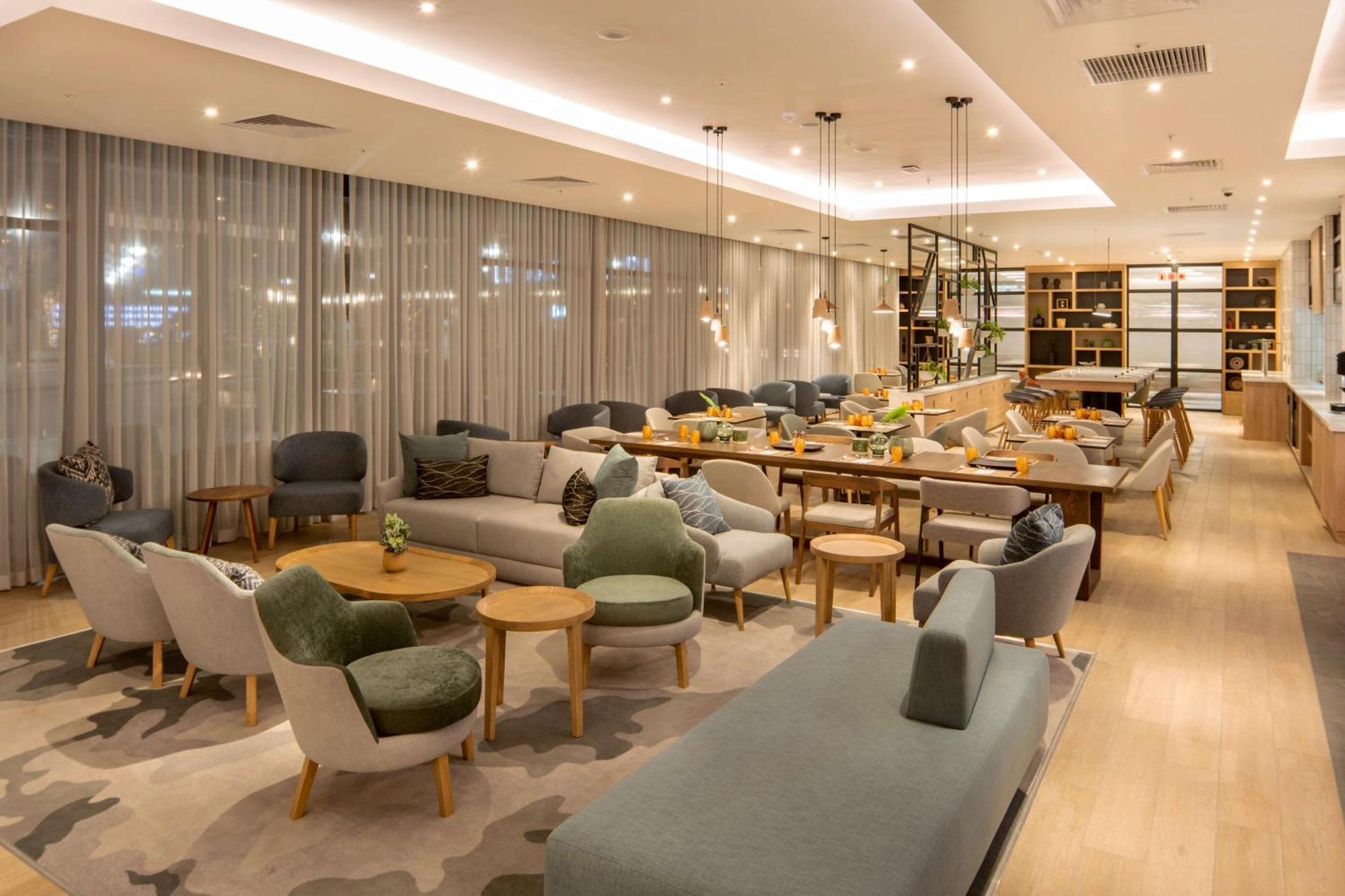 Hilton Garden Inn Umhlanga Arch ダーバン エクステリア 写真